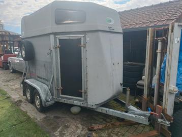 Hotra VT20 2 paards trailer  beschikbaar voor biedingen