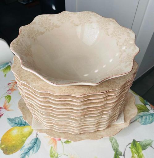 Magnifique Service à Pâtes "Côté Table", Huis en Inrichting, Keuken | Servies, Nieuw, Compleet servies, Overige stijlen, Keramiek