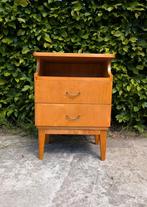 Tof vintage nachtkastje, Huis en Inrichting, Slaapkamer | Nachtkastjes, Ophalen, Gebruikt, 45 tot 65 cm, 55 tot 70 cm