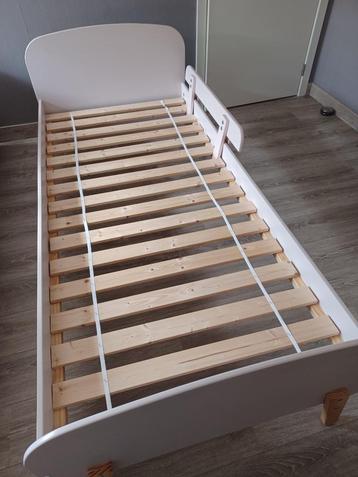 2 x kiddybed roze (90x200) beschikbaar voor biedingen