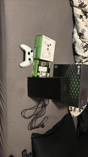 Xbox series x 1 tb ssd met alles erbij inc game drive xbox beschikbaar voor biedingen