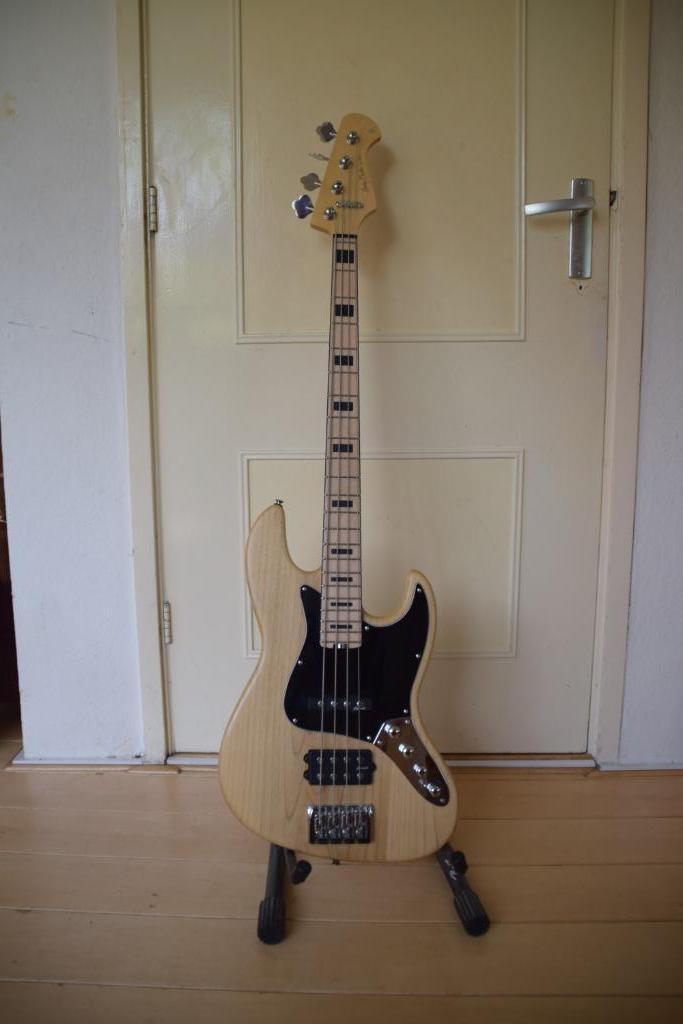 Harley Benton pro series basgitaar, Muziek en Instrumenten, Snaarinstrumenten | Gitaren | Bas, Zo goed als nieuw, Elektrisch, Ophalen of Verzenden