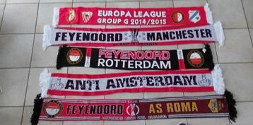 5 vieux foulards Feyenoord pour collectionneurs