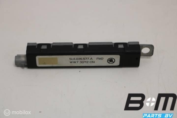 Impedantieomvormer Skoda Octavia 2 5L6035577A, Auto diversen, Autoradio's, Gebruikt