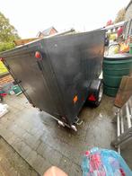 Petite remorque fermée, Ophalen, Gebruikt