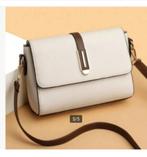 Trendy schoudertasje / messengertas voor dames (22x10cm), Handtassen en Accessoires, Tassen | Damestassen, Ophalen of Verzenden