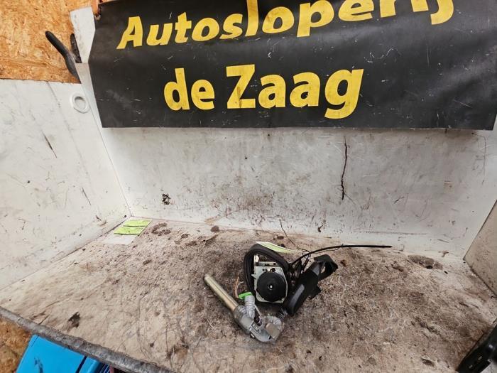 Veiligheidsgordel rechts-voor van een Opel Corsa, Auto-onderdelen, Interieur en Bekleding, Opel, Gebruikt, 3 maanden garantie