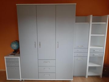 Tienerkamer beschikbaar voor biedingen