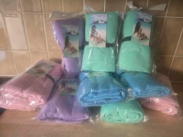 Lot de 25 grand essuie de plage ou autre tout neuf beschikbaar voor biedingen