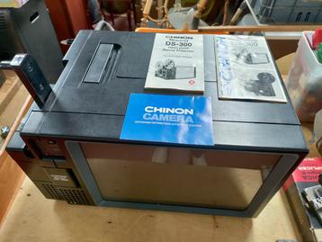 Chinon 8mm sound DS-300 projector TV scherm + Fujica splicer beschikbaar voor biedingen