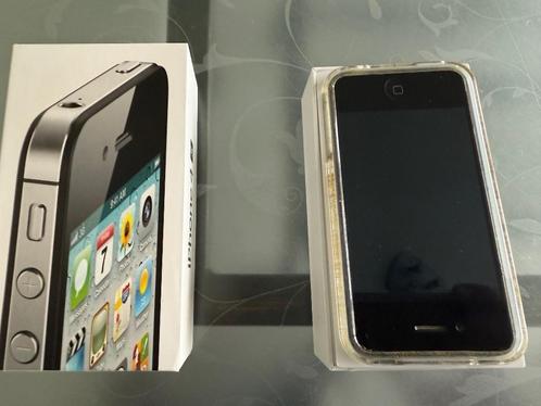 Apple iPhone 4 S met hoesje - 1ste eigenaar weinig gebruikt, Telecommunicatie, Mobiele telefoons | Hoesjes en Screenprotectors | Apple iPhone