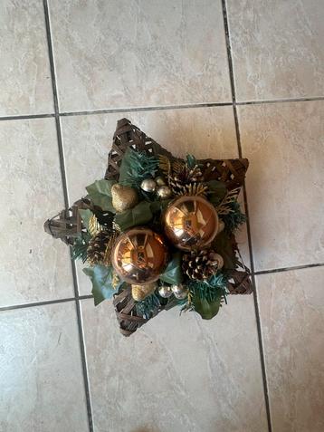 Mooi kerst bloemstuk  beschikbaar voor biedingen