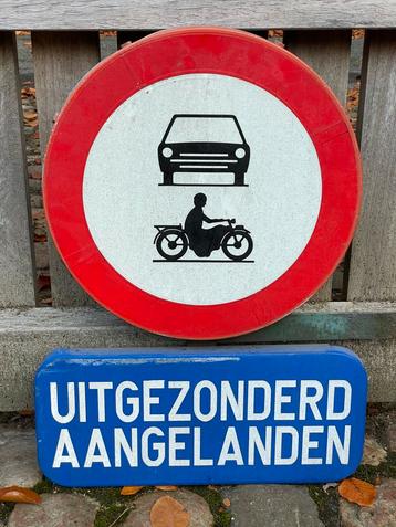 Originele verkeersbord auto moto in metaal disponible aux enchères