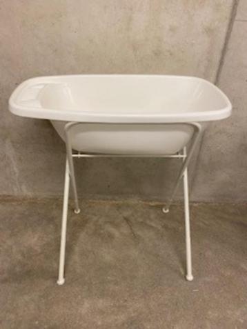 Baby bad beschikbaar voor biedingen