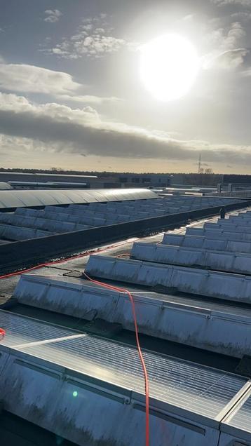 Zonnepaneel kuisen beschikbaar voor biedingen