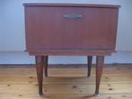 Table de chevet vintage, Huis en Inrichting, Slaapkamer | Nachtkastjes, Ophalen, Gebruikt, Minder dan 45 cm, Minder dan 55 cm