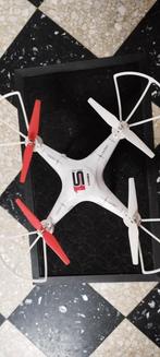 Drone pas de télé commande faire offre, Hobby en Vrije tijd, Modelbouw | Radiografisch | Helikopters en Quadcopters, Gebruikt