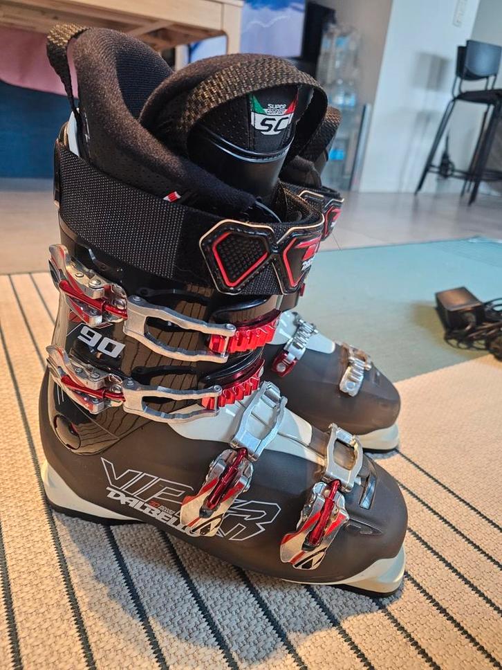 DALBELLO VIPER 90 ski & snowboard boots, Sport en Fitness, Snowboarden, Zo goed als nieuw, Snowboots, Ophalen of Verzenden