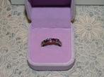 Mooie zilveren ring met roze edelsteentjes, Handtassen en Accessoires, Ringen, Nieuw, Ophalen of Verzenden, 17 tot 18, Roze