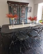 grote smeedijzeren tafel met  blad van arduin en 6 stoelen, Antiquités & Art, Enlèvement ou Envoi