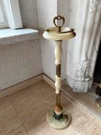 Cendrier sur support, Enlèvement, Utilisé