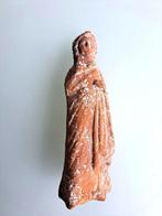 archeologie hellenistisch beeldje van een man  in toga, Ophalen of Verzenden
