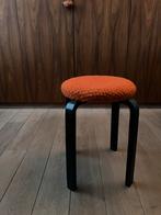 Oranje krukje, Huis en Inrichting, Ophalen, Zo goed als nieuw, Hout