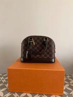 Louis vuitton Alma BB, Handtassen en Accessoires, Ophalen, Zo goed als nieuw