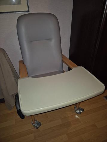 relax fauteuil zetel beschikbaar voor biedingen