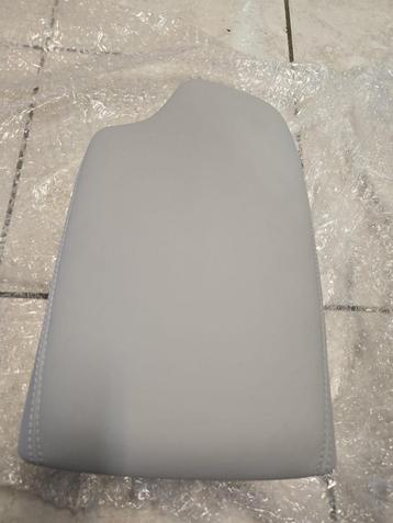 Accoudoir BMW Série 4 2017 beschikbaar voor biedingen