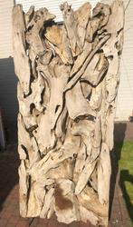 Decoratieve wand in wrakhout / drijfhout, Ophalen
