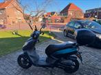 Peugeot kisbee 50cc A klasse, Fietsen en Brommers, Ophalen, Zo goed als nieuw