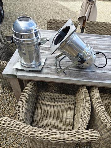 SET van 9 toneelspots DTS Par 64 Classic Eco beschikbaar voor biedingen
