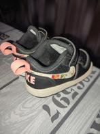 Nike roze sneaker voor meisjes. schoenmaat 19,5, Kinderen en Baby's, Babykleding | Schoentjes en Sokjes, Ophalen, Nieuw, Nike