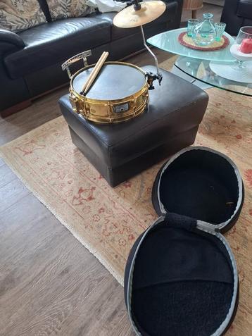 adams 2000 koperen snare +toebehoren (foto)