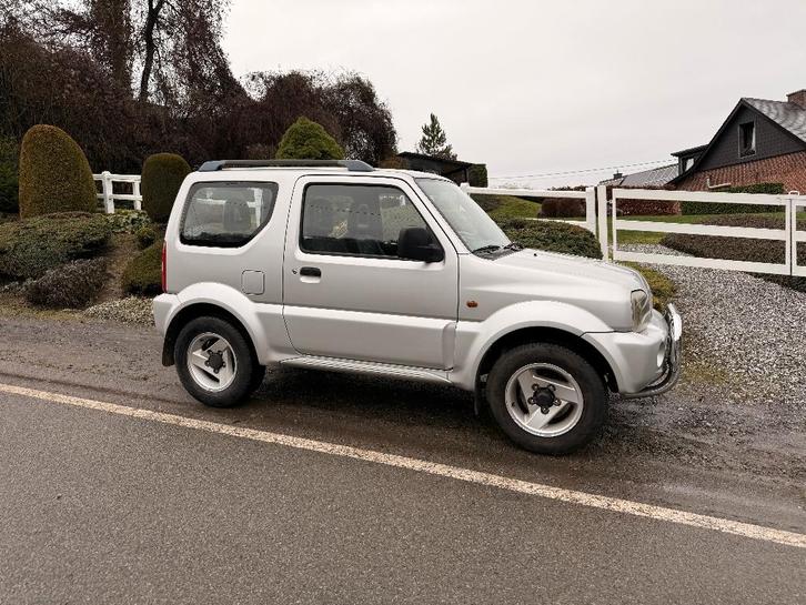 Suzuki Jimny 1.3 essence 125000km **GARANTIE**, Auto's, Suzuki, Bedrijf, Jimny, 4x4, ABS, Airconditioning, Lichtmetalen velgen