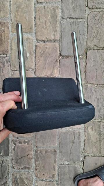 Hoofdsteun vw passat  beschikbaar voor biedingen
