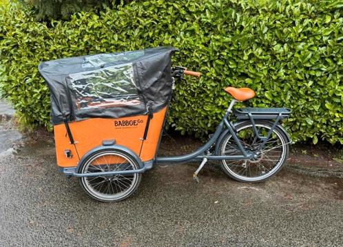 Babboe e-go met regenkap elektrische bakfiets, Vélos & Vélomoteurs, Vélos | Vélos avec bac, Enlèvement ou Envoi