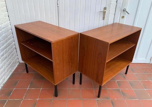 Vintage Scandinavische boekenkast 169€/p, Huis en Inrichting, Kasten | Boekenkasten, Gebruikt, Metaal, Ophalen