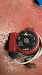 Grundfos circulatiepomp 25/40/180, Doe-het-zelf en Bouw, Ophalen, Gebruikt