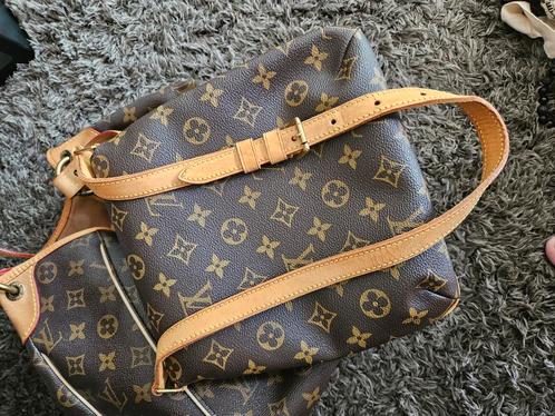 Crossbody riem Van Louis vuitton, Handtassen en Accessoires, Tassen | Damestassen, Zo goed als nieuw, Ophalen of Verzenden