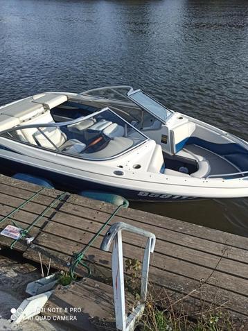 bateau Maxum SR1900, 50 ch ou plus, Enlèvement, Utilisé, Polyester