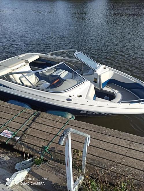 bateau Maxum SR1900, Sports nautiques & Bateaux, Bateaux à moteur & Yachts à moteur, Utilisé, Polyester, Jusqu'à 6 m, Essence