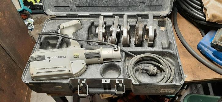 viega permachine, Doe-het-zelf en Bouw, Sanitair, Gebruikt, Overige typen, Koper, Ophalen