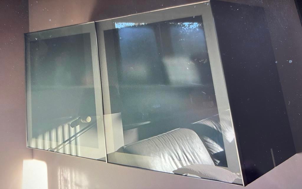 Natuzzi ophangkast/wandkast kubus - met glasfront, Tuin en Terras, Overkappingen, Ophalen, Zo goed als nieuw