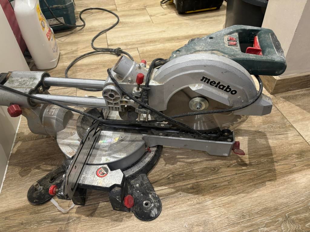 Scie radiale metabo, Bricolage & Construction, Enlèvement, Utilisé