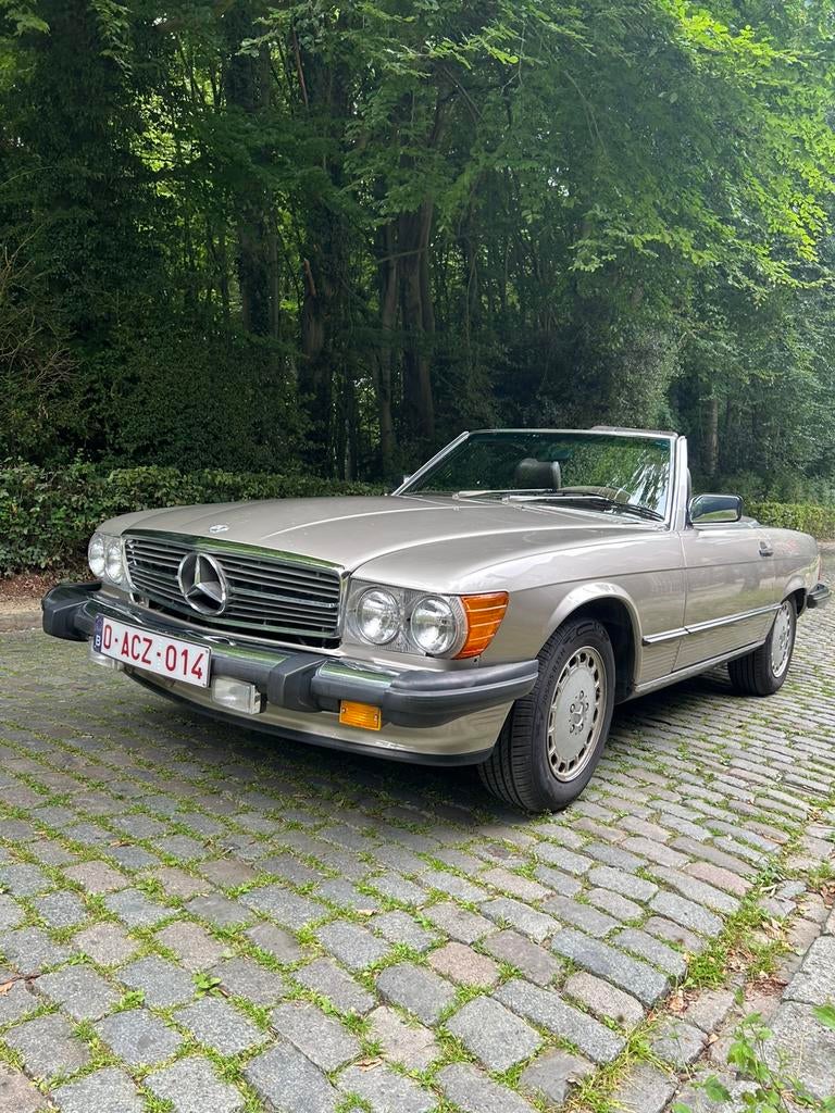 Prachtige mercedes 560 SL cabrio, Auto's, Oldtimers, Particulier, ABS, Airbags, Cruise Control, Elektrische ramen, Radio, USB