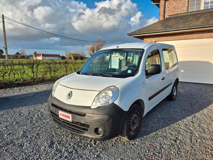 Renault kangoo * 1.5 dci * 138.000km * 2012 * 3500 euro, Auto's, Renault, Particulier, Kangoo, Boordcomputer, Centrale vergrendeling