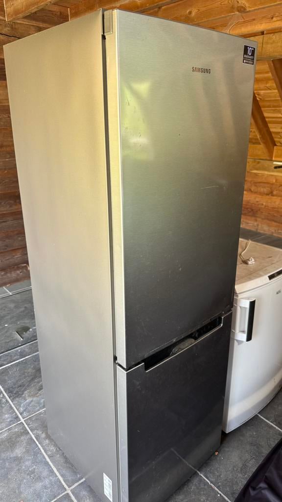 Frigo/ diepvries van samsung, Electroménager, Réfrigérateurs & Frigos, Comme neuf, Avec compartiment congélateur, 160 cm ou plus