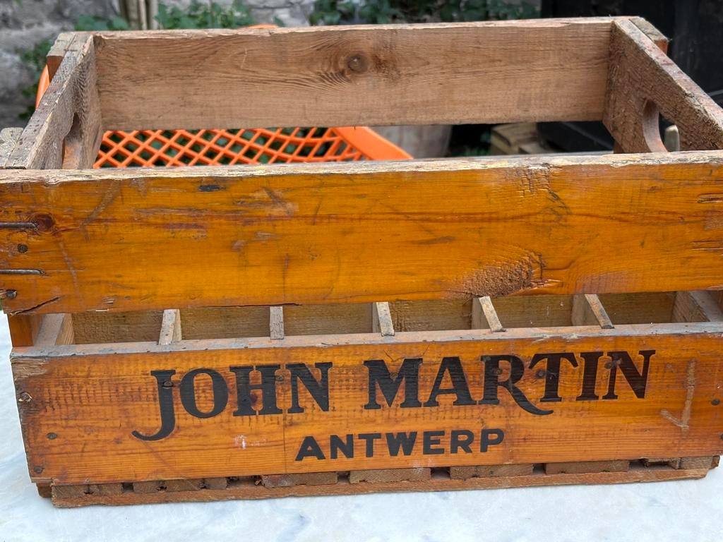 John Martin, Ophalen, Zo goed als nieuw